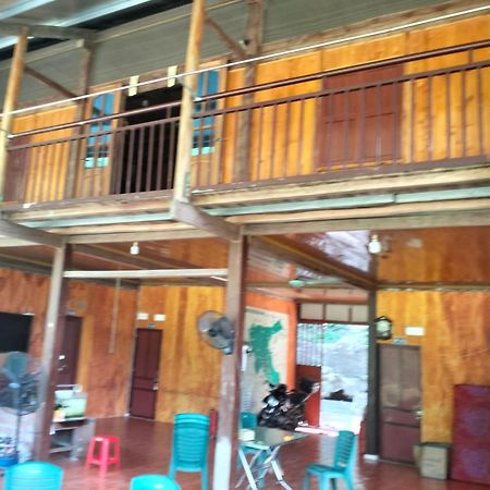 Tran Thuc Homestay-Ba Be Szoba fotó