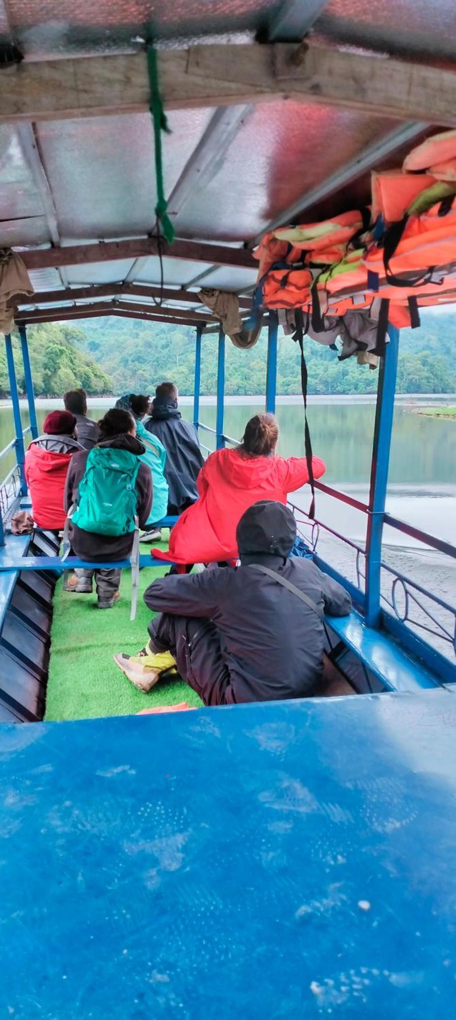 Tran Thuc Homestay-Ba Be Szoba fotó